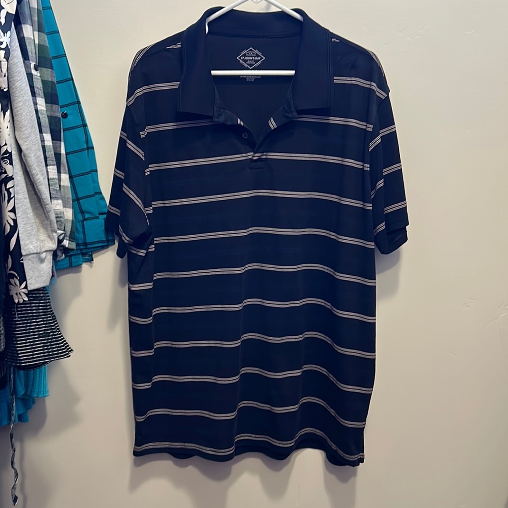 EUC black and tan striped St John’s Bay Quick Dri short sleeve shirt size XXL